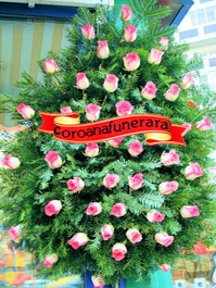 coroana trandafiri roz